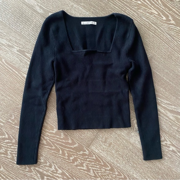 Abercrombie & Fitch | Long-Sleeve Ottoman Squareneck Top | Black | Size M - Picture 8 of 8